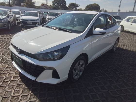 HYUNDAI HB20S 1.0 12V FLEX COMFORT PLUS MANUAL HYUNDAI HB20S 1.0 12V FLEX COMFORT PLUS MANUAL